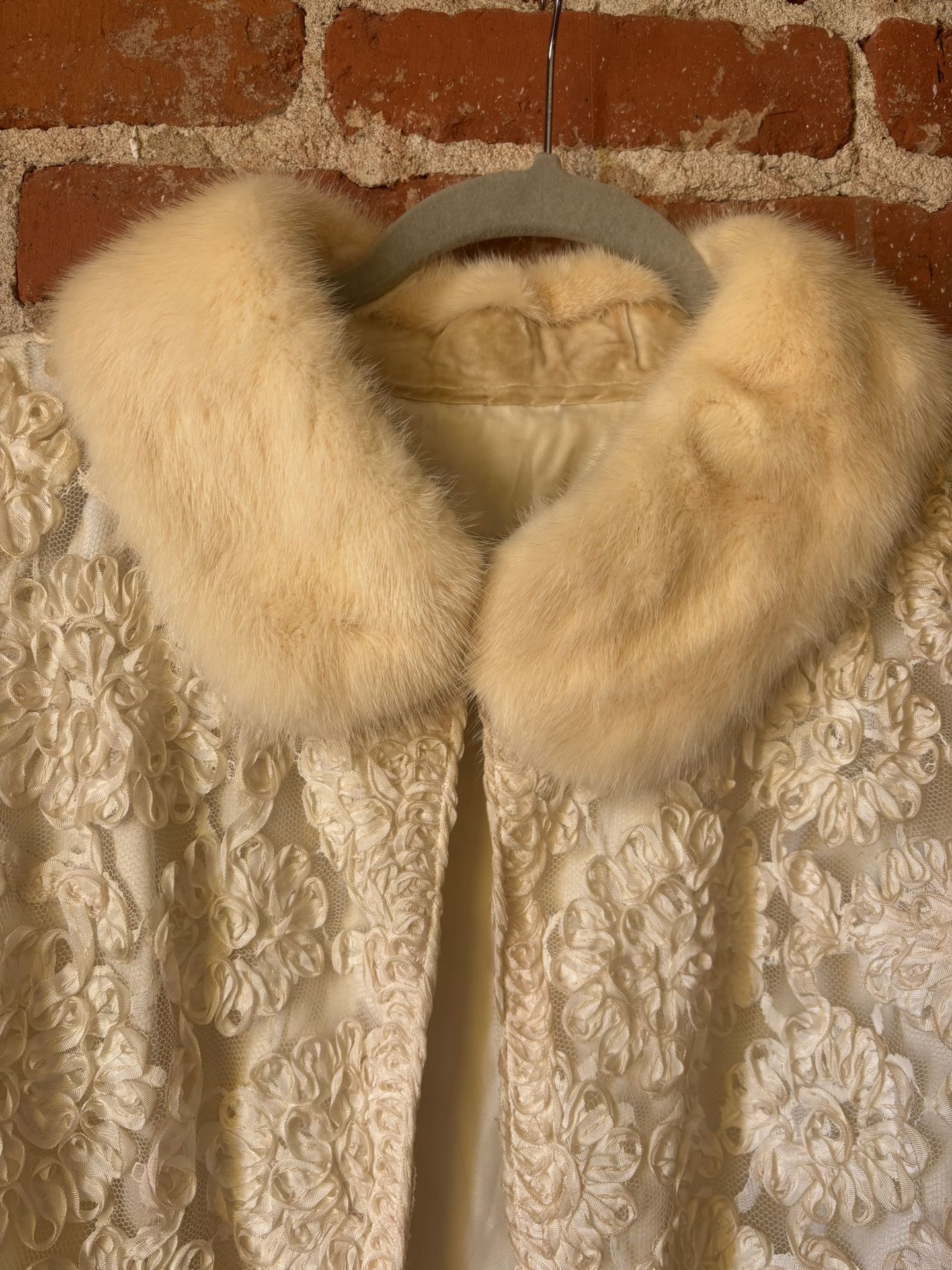 Vintage 1950s Cream Brocade Jacket with Genuine Fur Collar