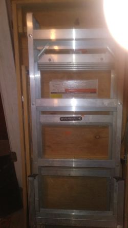 Louisville fold out stairs