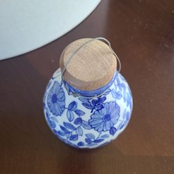 Fly Bee Wasp Catcher Trap Blue /White Chinnoiseri Porcelain