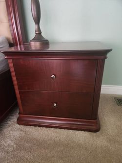 Cherry Wood 2-Drawer Nightstand set of 2