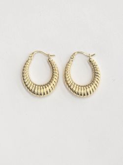 10kt Real Gold Shrimp Style Hoop Earring