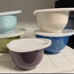 Mixing Bowl Set