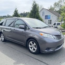 2017 Toyota Sienna