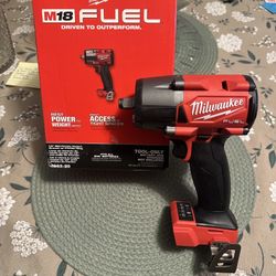 Milwaukee 1/2" Mid-Torque Impact Wrench