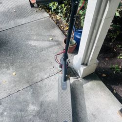 Avo Pro Scooter Used As New (31 Kph) (20 Mph) 