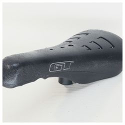 Origional GT Seat Vintage BMX Freestyle Performer Compe Detour Slammer