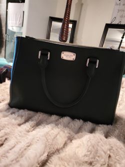 MK Purse
