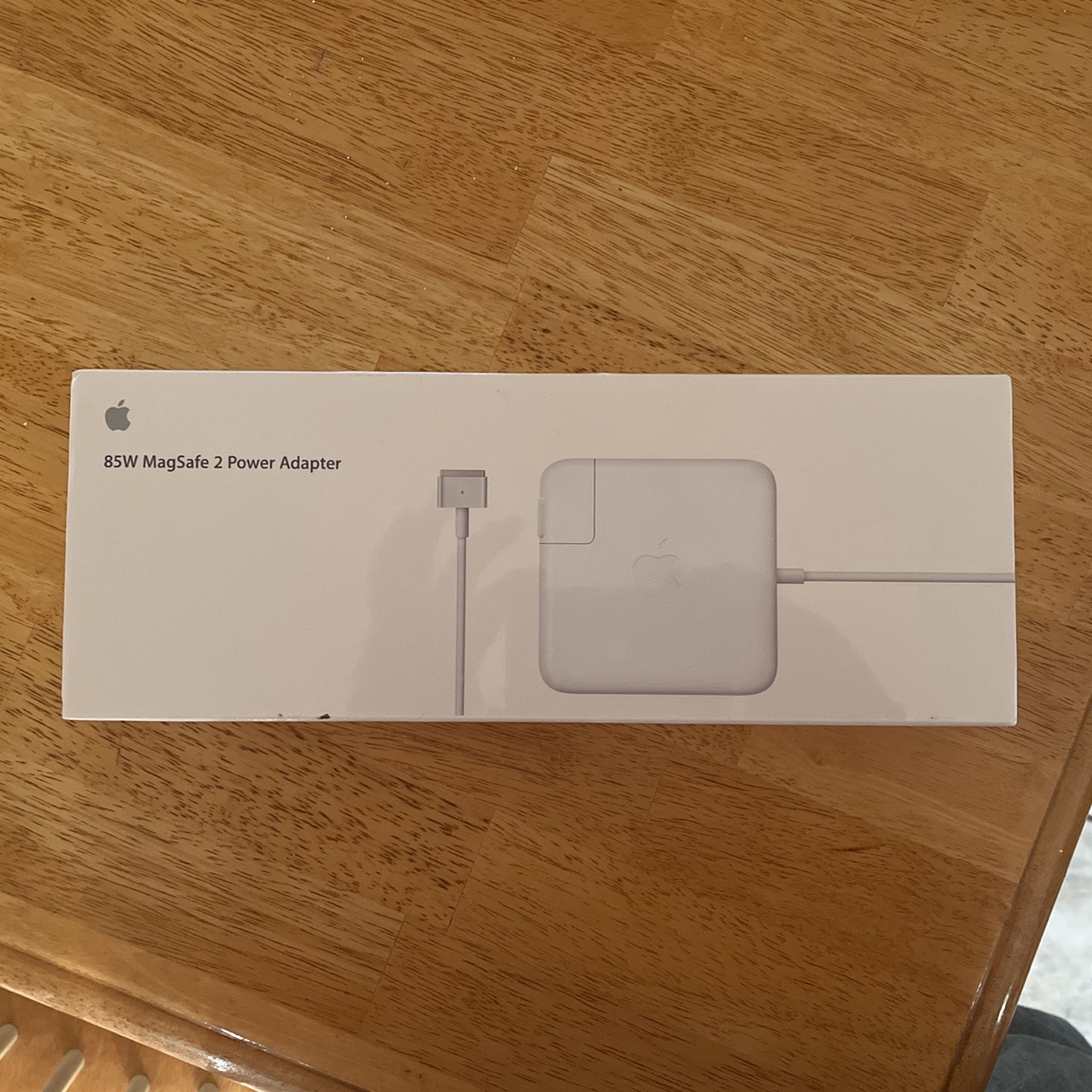 Apple 85 W MagSafe Power Adapter