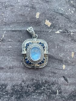 Ross-Simons Moonstone and Sapphire pendant