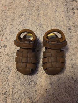 Baby sandal. Size 5. Like new