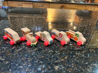Vintage Snoopy Peanuts Wooden Toy Vehicle Set
