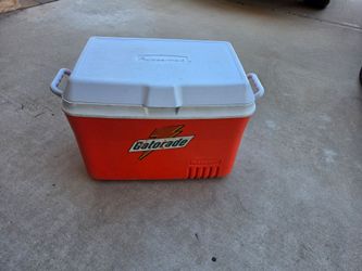 Ice chest