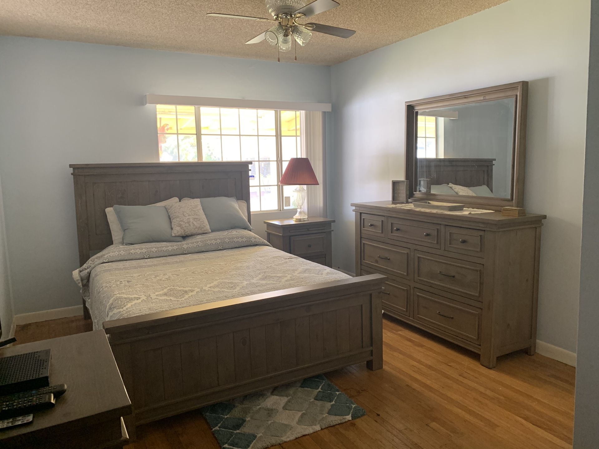 4 piece Bedroom set , electric base , almost new mattress included