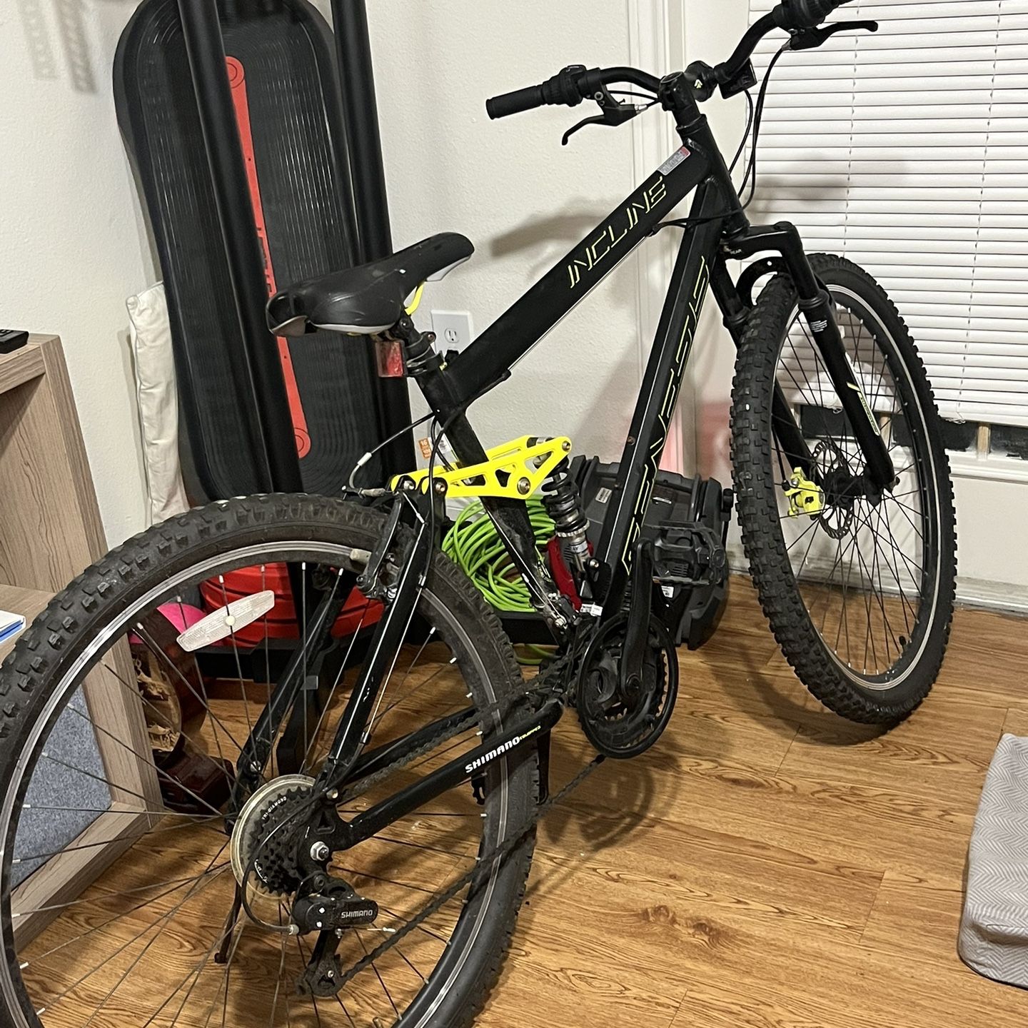 Genesis 29 men's incline bicycle new arrivals