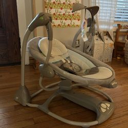 Baby Swing - Battery Powered