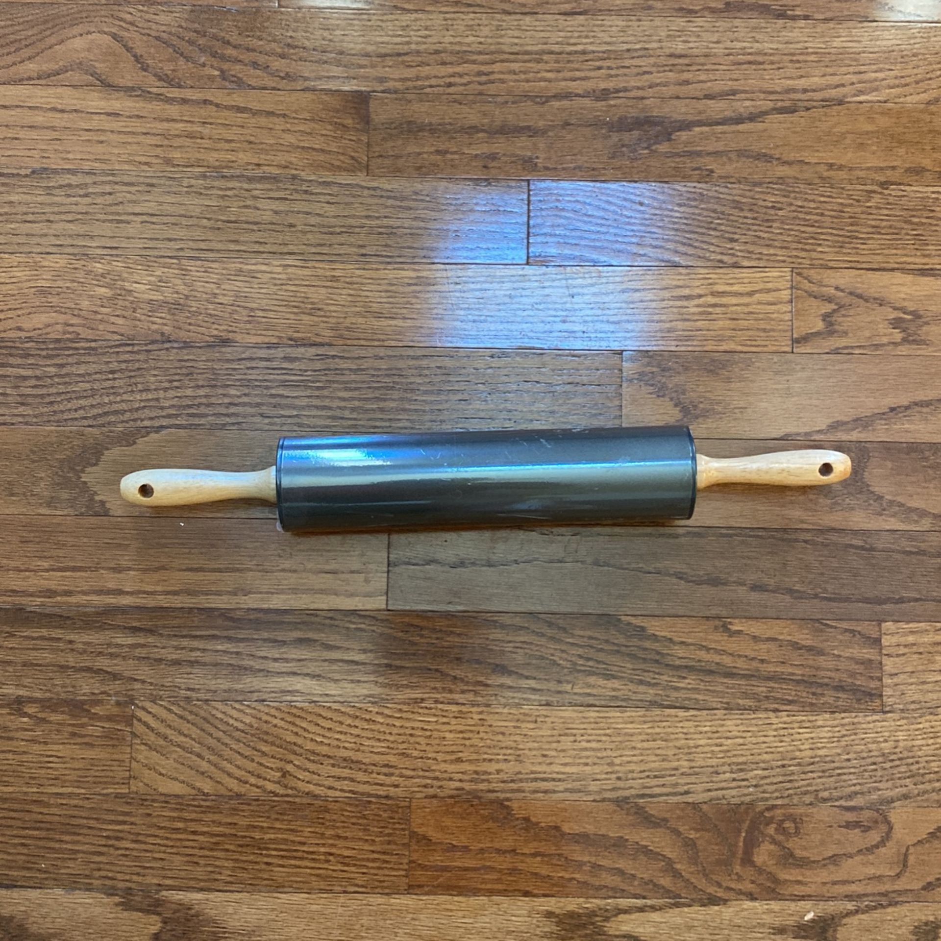 10”  Non- Stick Rolling Pin With Wood Handle Brand New Unused