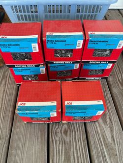 Galvanized roofing nails