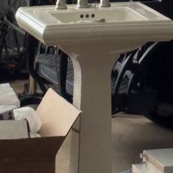 Pedestal Sink For Powder Room