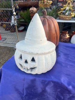 Calabazas 🎃 de barro $35.00 each