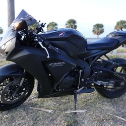 2016 Honda Cbr 1000cc