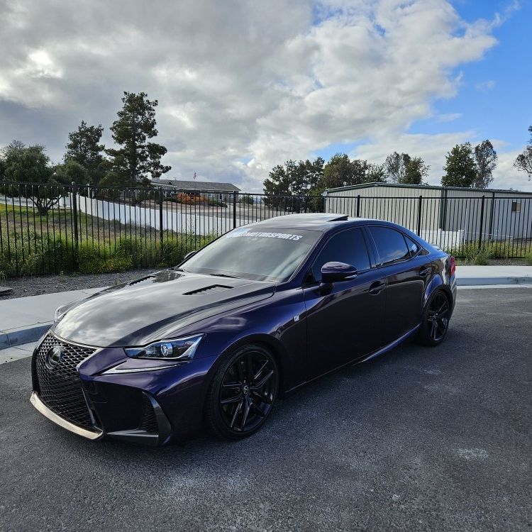 2020 Lexus IS