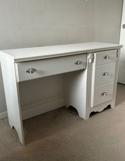 White Desk