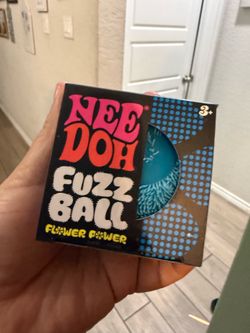 Fuzz ball Needoh