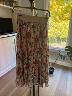 VICI Floral Pleated Midi Skirt - Size Small