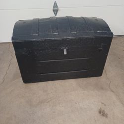 Old Trunk Free
