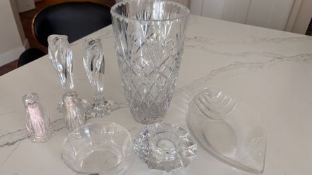 Assorted crystal items made in Italy / Sweden