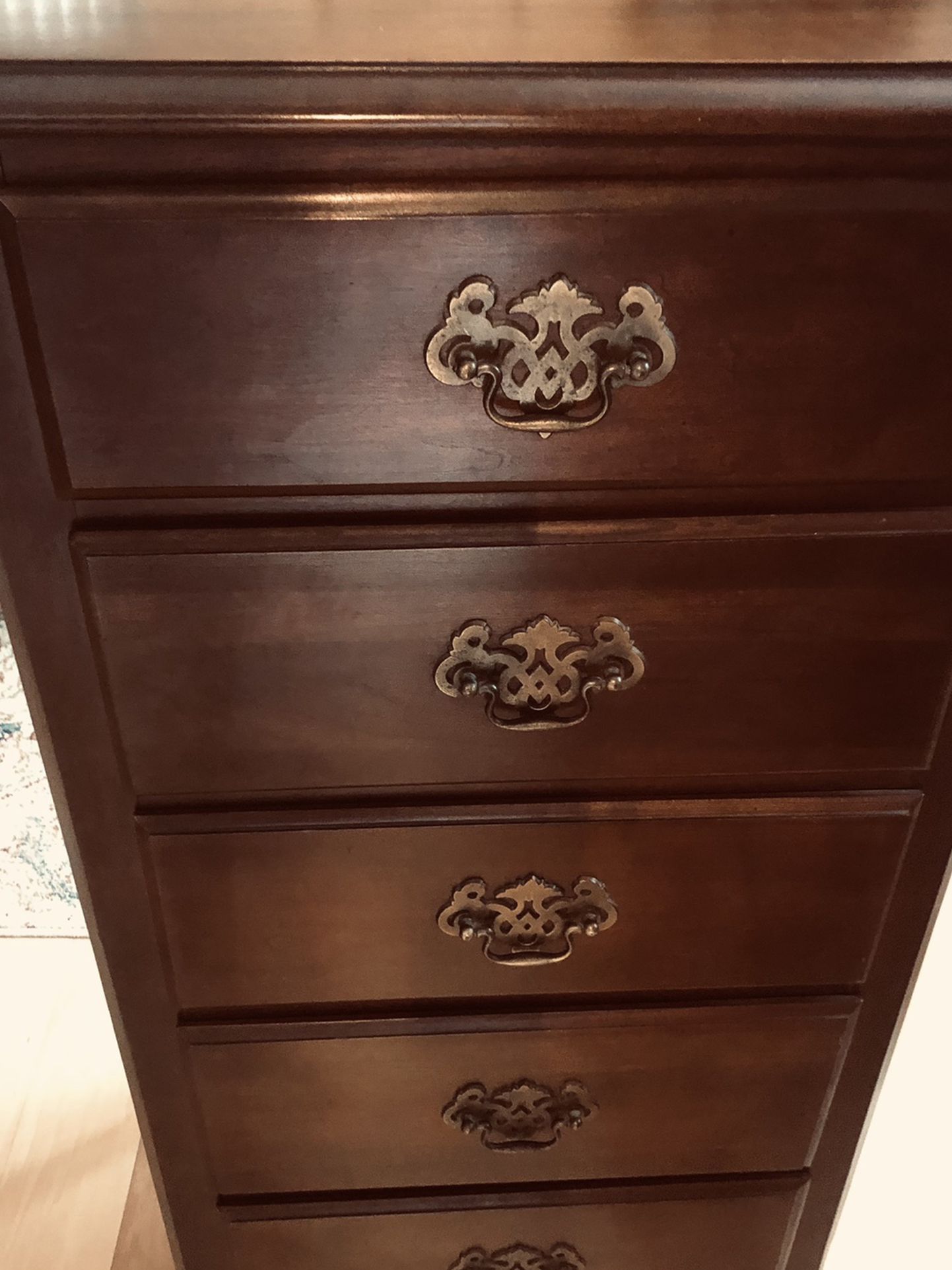 Antique Lingerie dresser in excellent condition