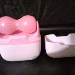 2 - In - 1 Face Ice Roller.