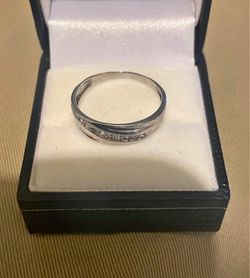 Anillo de 14k 2.8 gramos vendo por $350
