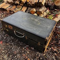 Vintage 1930s Oshkosh Wardrobe Steamer Trunk Brass Hardware Red Interior Storage