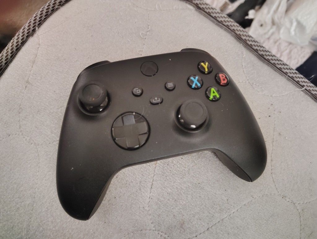 XBOX X/S WIRELESS CONTROLLER