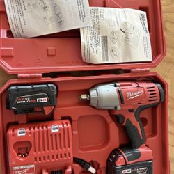 M18 Milwaukee 1/2” Impact Wrench Kit NEW