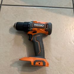 Ridgid 18V Cordless 1/2 in. Drill/Driver ( Tool Only )