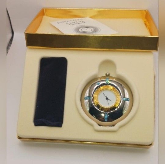 ESTEE LAUDER 5 O'CLOCK PRESSED POWDER COMPACT