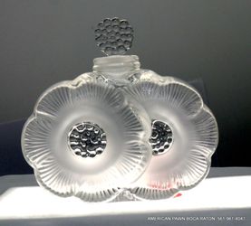 Vintage Lalique Deux Fleurs Two Flowers Frosted Crystal Perfume Bottle