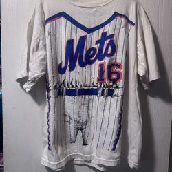 Vintage Doc Gooden #16 XL tshirt with jersey printed on front and back