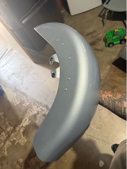 15-23 Harley bagger fender “damaged”
