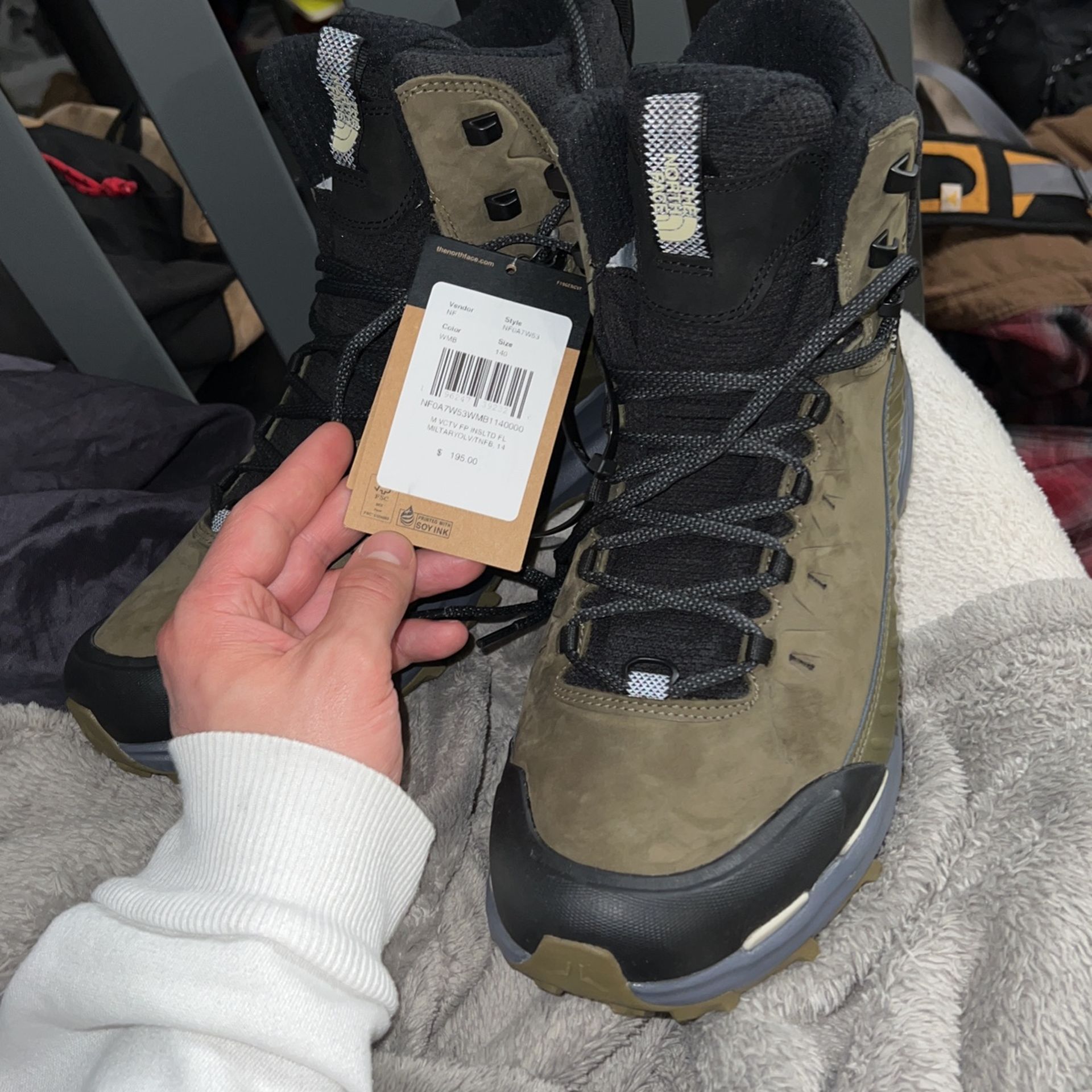 Brand New Size 14 North Face Boots Tag Still On Them
