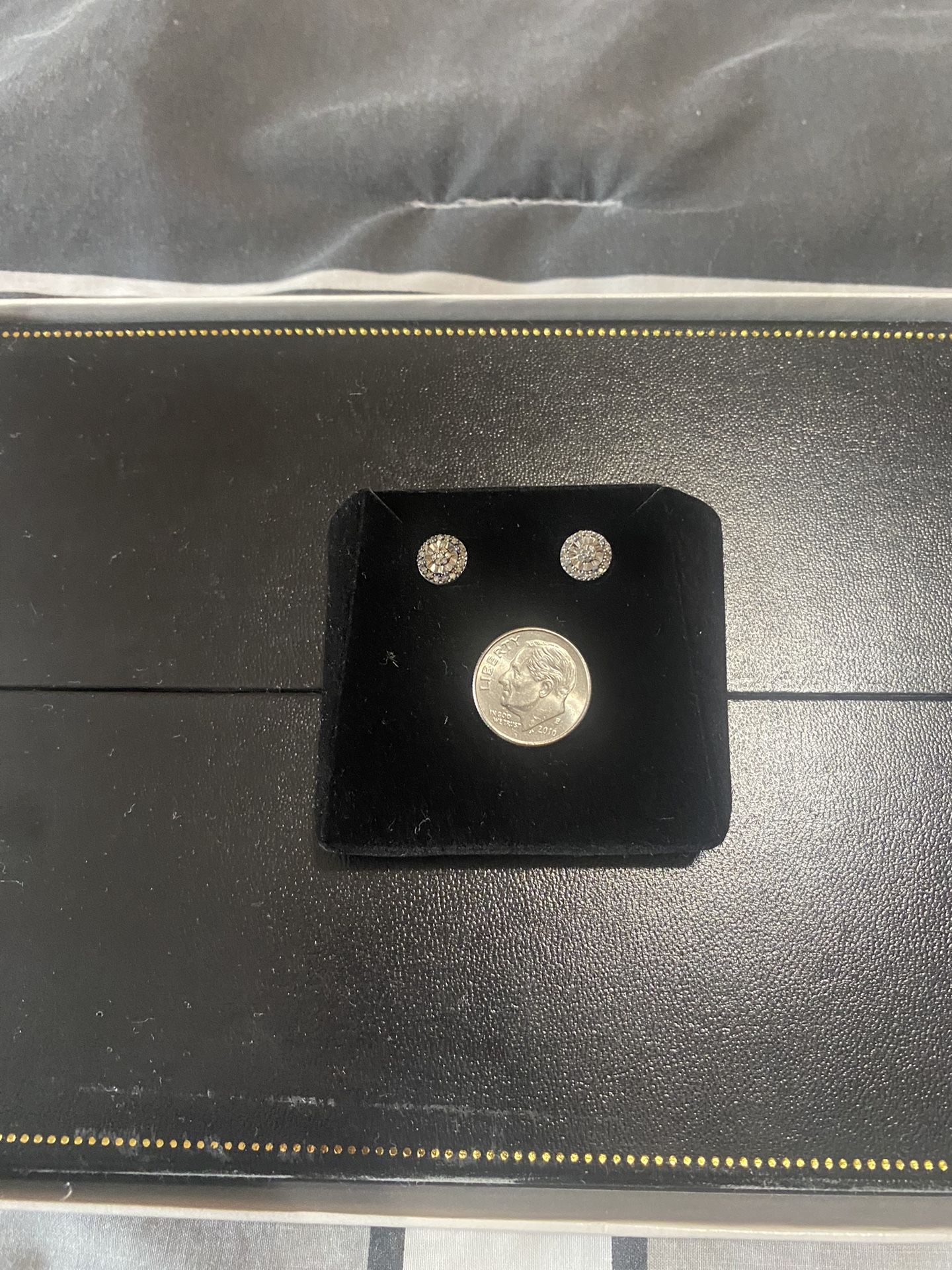 Diamond Studs Earring