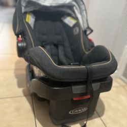 Graco Infant Car Seat