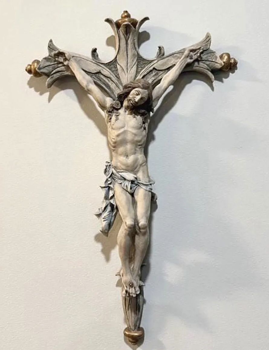 Giuseppe Armani Crucifix
