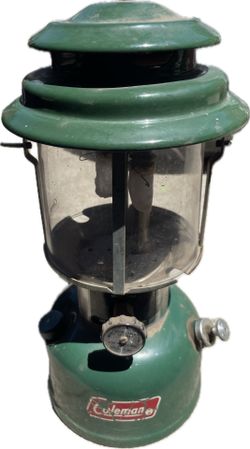 1979 Coleman Double Mantle Kerosine Lantern Model 220J