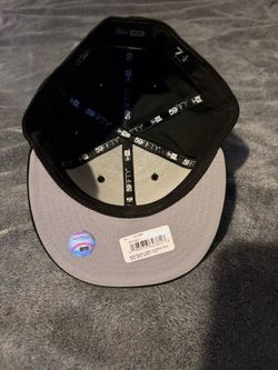 2024 Los Angeles Dodgers championship fitted hat size 7 1/4 (New)