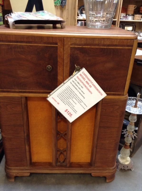 Capehart Farnsworth model BK – 89 radio phonograph 1940