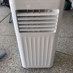 Portable AC unit in great working condition