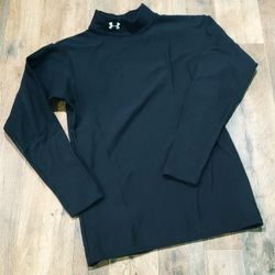 Under Armour "COLD GEAR" Top size Woman's Large 